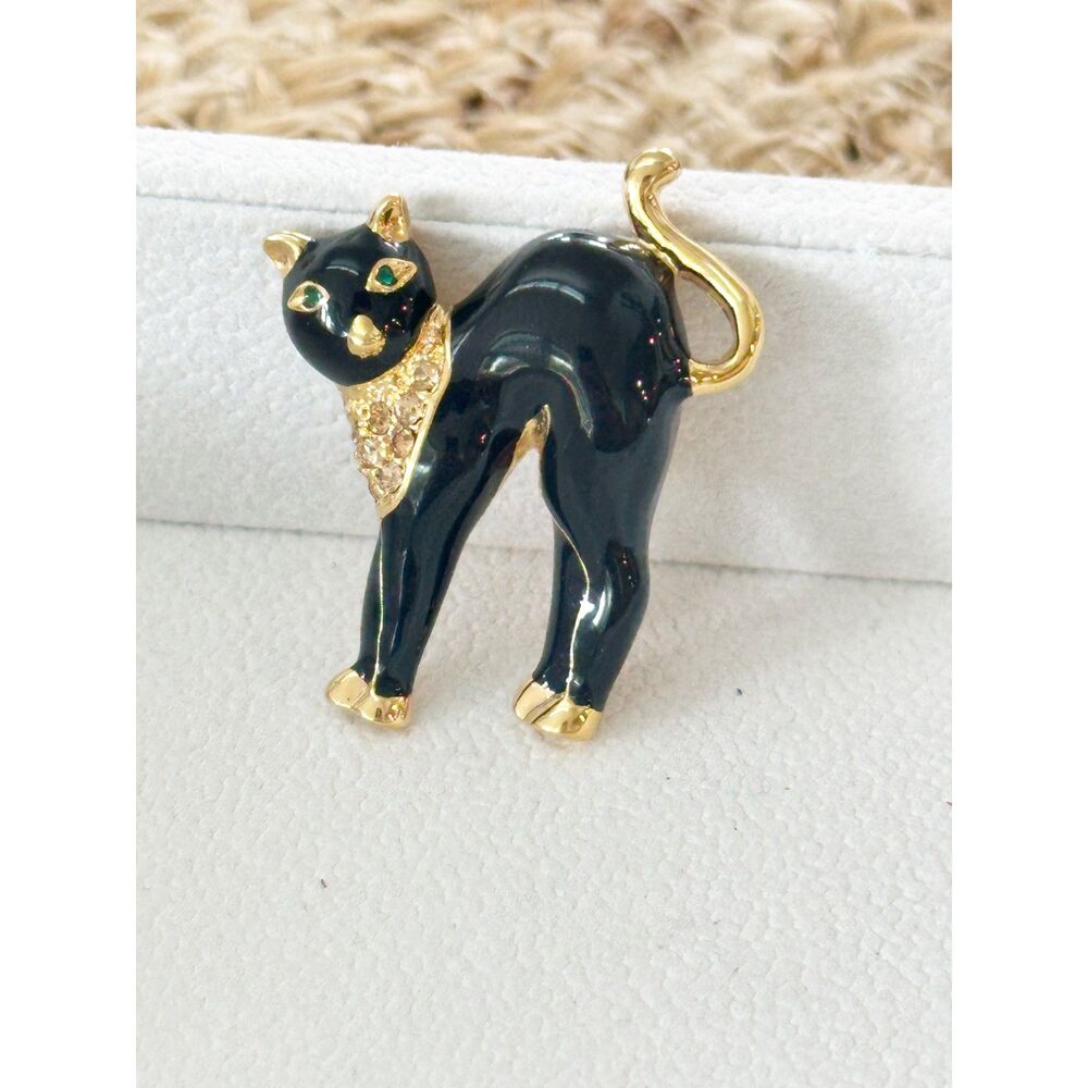 Vintage Trifari Black Cat Brooch Enamel and Gold Tone Green Rhinestone Eyes